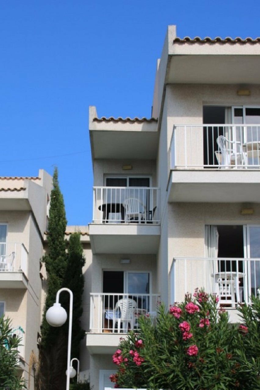 Llevant Apartments Port de Pollenca Exterior photo