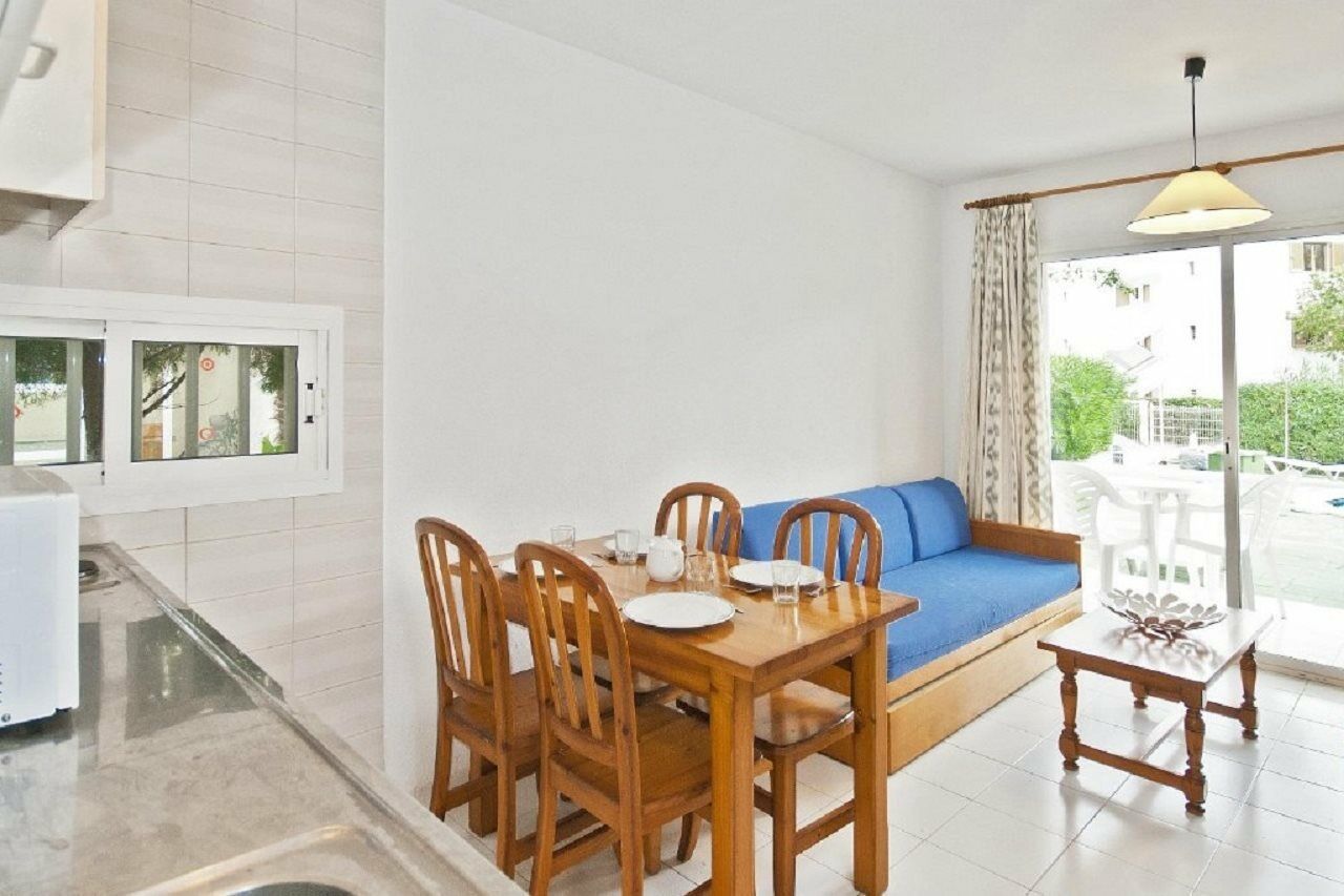 Llevant Apartments Port de Pollenca Exterior photo